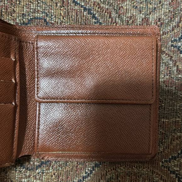 Men’s LV monogram compact wallet! - Picture 4 of 10